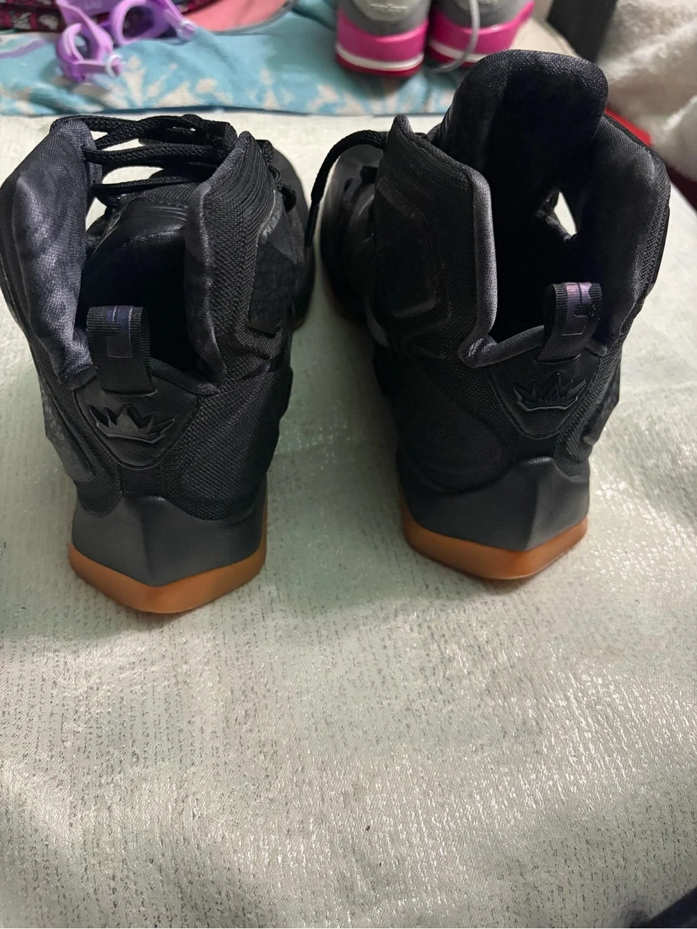 Nike lebron xiii